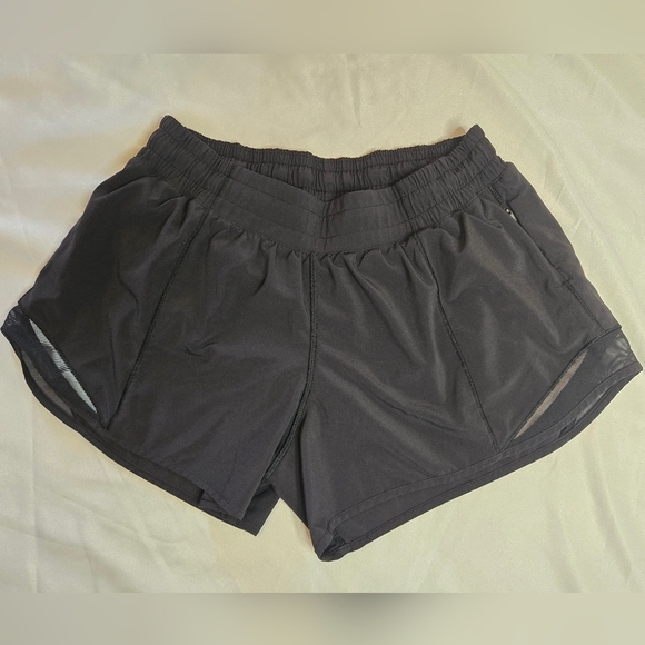 lululemon athletica Pants - 🖤 Lululemon Hotty Hot High-Rise Lined Shorts | Black | Med